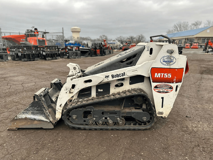 BOBCAT MT55 BOBCAT CTL WIDE PAD BKT  Compact Track Loader 2018 - 242110