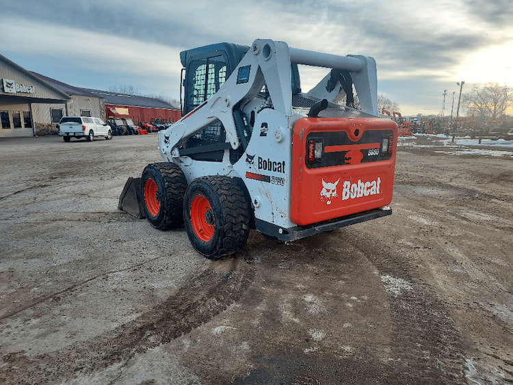 Bobcat S650 BOBCAT SSL,CAB-HEAT-AIR,2 SPD,BUCKET Skid Steer Loader 2014 - 243668