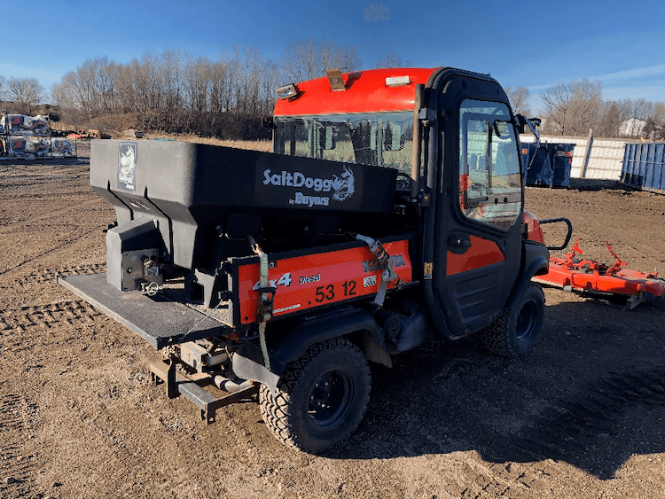 Kubota RTV1100 KUBOTA UTV, CAB HEAT, AC SALT SPREADER Utility Vehicle 2011 - 240644